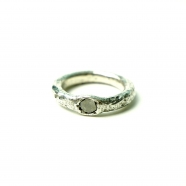 Bague fine diamant gris