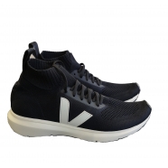 Baskets_Veja_sock-runner_noir_blanc_VM F3801 KVE 919_SOCK-RUNNER__rick owens_homme_boutique_strasbourg_france_store