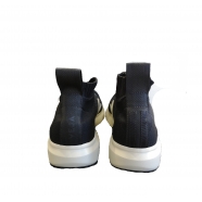 Baskets_Veja_sock-runner_noir_blanc_VM F3801 KVE 919_SOCK-RUNNER__rick owens_homme_boutique_strasbourg_france_store